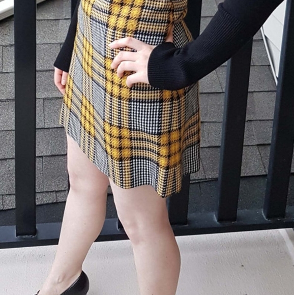 🌟Host Pick🌟 60's Mod Tweed Houndstooth Dress - Picture 4 of 7